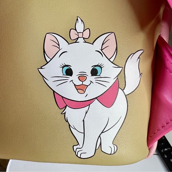NEW Aristocats Marie Sweets Cupcake Mini-Backpack NWT Loungefly Disney - Picture 8 of 10
